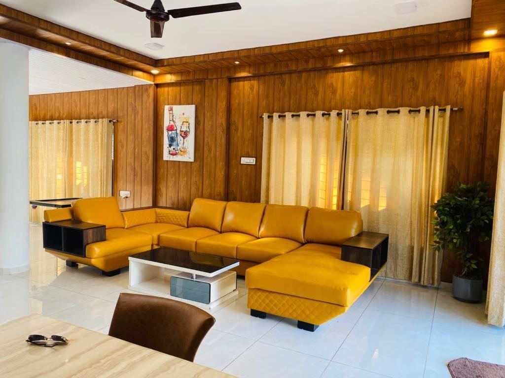 Aqua Villa Luxury Home Stay Лонавала Экстерьер фото