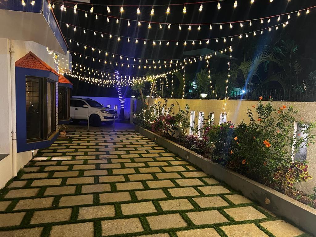 Aqua Villa Luxury Home Stay Лонавала Экстерьер фото