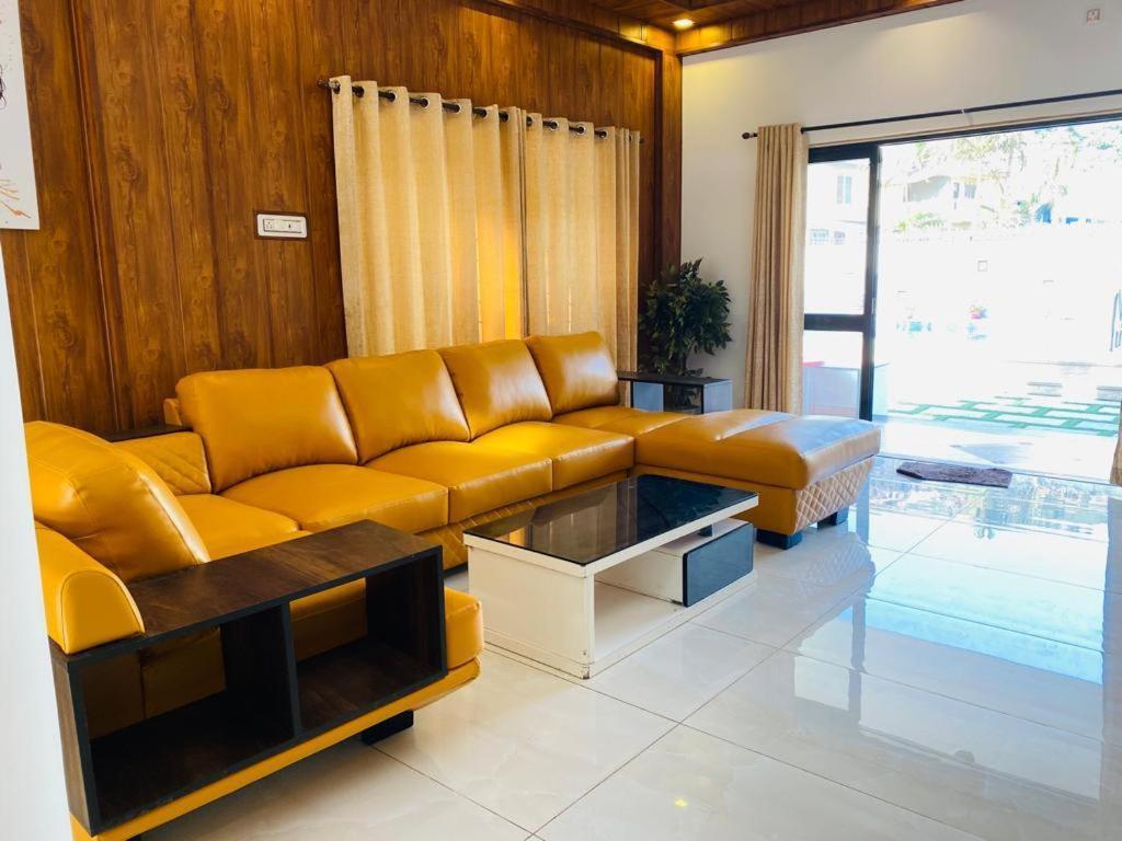 Aqua Villa Luxury Home Stay Лонавала Экстерьер фото