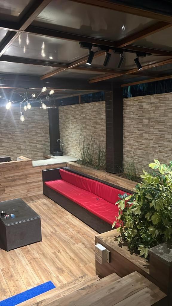 Aqua Villa Luxury Home Stay Лонавала Экстерьер фото